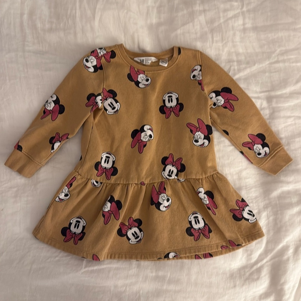 H&M Disney Minnie Mouse sweater dress